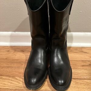 Red Wing Shoes Pecos western boots.